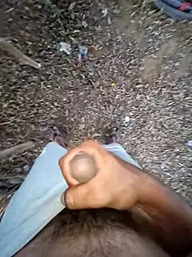 breejs online show from September 29, 2025, 12:33 pm