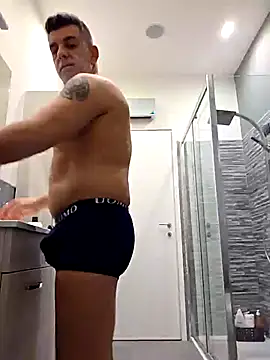 kekko-1982 online show from February 24, 2025, 2:04 pm