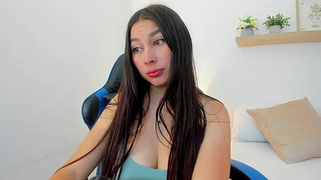 Snapshot of bella_99_ chatting on July 2, 2026, 11:38 am bella 99 online show from July 2, 2026, 11:38 am