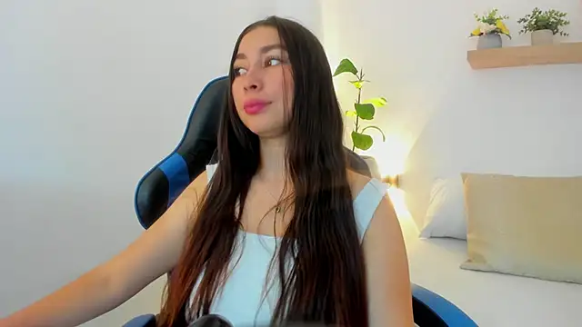 Snapshot of bella_99_ chatting on July 23, 2026, 11:40 am bella 99 online show from July 23, 2026, 11:40 am