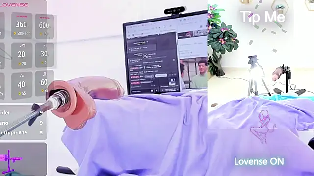 naty girl  online show from March 19, 2025, 7:18 am