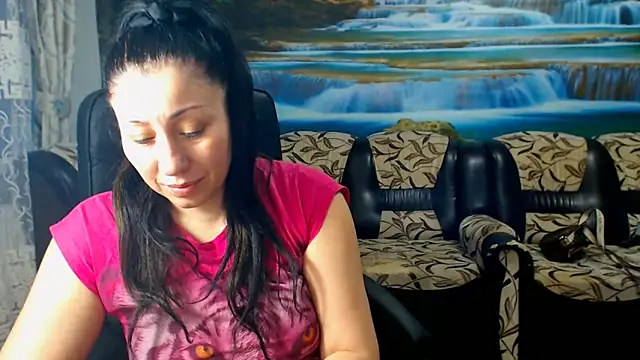 Snapshot of MoistMady chatting on March 1, 2025, 3:38 pm MoistMady online show from March 1, 2025, 3:38 pm