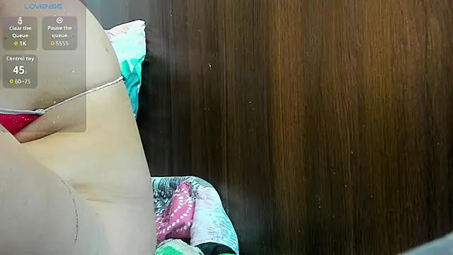 Rebeca xs online show from September 18, 2025, 8:28 am