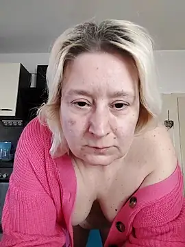 Snapshot of GeileEstelle chatting on March 22, 2026, 3:02 pm GeileEstelle online show from March 22, 2026, 3:02 pm