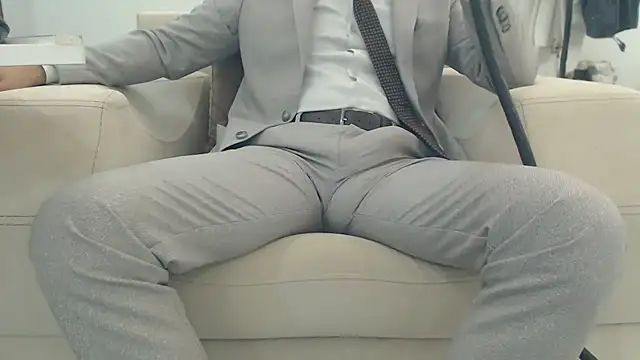 masterxmonster online show from November 17, 2025, 7:18 pm