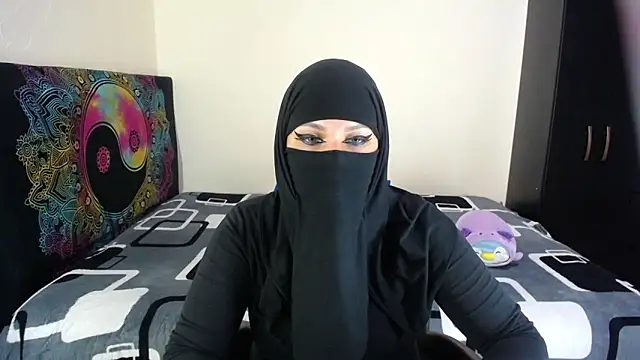 Snapshot of evelyn__salah chatting on March 26, 2026, 9:56 pm evelyn salah online show from March 26, 2026, 9:56 pm