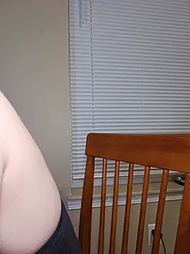 Snapshot of AmethystFoxx chatting on July 2, 2026, 3:45 am AmethystFoxx online show from July 2, 2026, 3:45 am