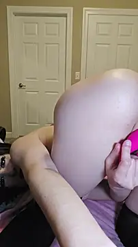 Snapshot of AmethystFoxx chatting on July 26, 2026, 4:30 am AmethystFoxx online show from July 26, 2026, 4:30 am