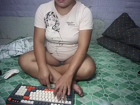 Slavemom69 4youxx online show from October 2, 2025, 2:42 pm