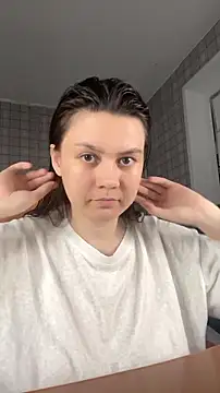 Snapshot of NinaVI chatting on March 29, 2026, 8:54 pm NinaVI online show from March 29, 2026, 8:54 pm