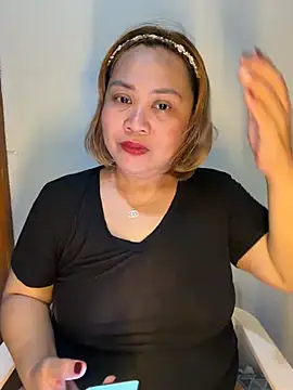Snapshot of Sweet_asian_kylie chatting on May 1, 2026, 7:52 pm Sweet asian kylie online show from May 1, 2026, 7:52 pm