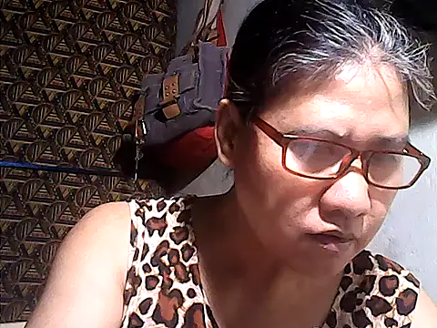 sweetsosie18 online show from June 11, 2026, 3:25 am