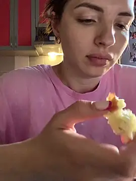 SeducingYoghourt online show from March 14, 2026, 3:07 pm