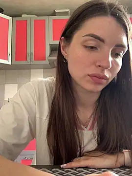 SeducingYoghourt online show from May 13, 2026, 11:39 am
