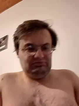 Snapshot of makau1 chatting on January 20, 2025, 12:36 am makau1 online show from January 20, 2025, 12:36 am