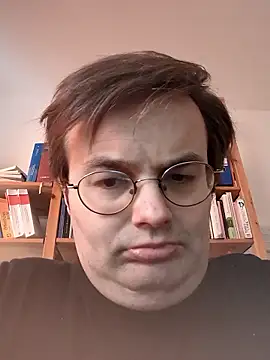 Snapshot of makau1 chatting on January 18, 2026, 10:40 am makau1 online show from January 18, 2026, 10:40 am