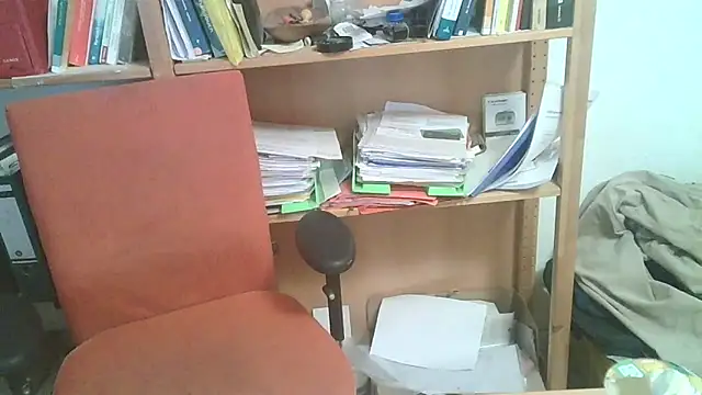 Snapshot of makau1 chatting on May 20, 2026, 8:06 pm makau1 online show from May 20, 2026, 8:06 pm