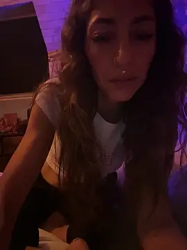 amanilouve online show from March 8, 2026, 8:45 pm