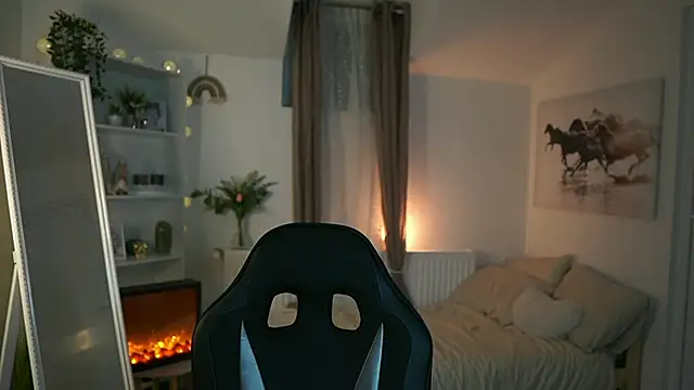 Abella Danger X online show from March 18, 2025, 2:28 pm