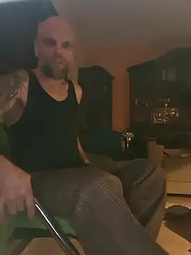 Ladyshaker82 online show from November 10, 2025, 5:12 am