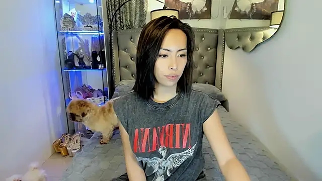 reighnempress online show from October 9, 2025, 2:12 am