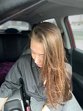 Emma Catt online show from March 2, 2025, 4:39 am