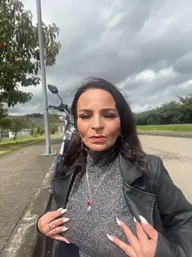 Miss ellien online show from July 18, 2026, 2:47 pm
