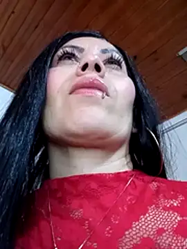 Tania mature online show from June 24, 2026, 5:44 pm