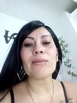 Tania mature online show from July 1, 2026, 5:46 pm