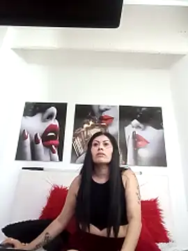 Tania mature online show from February 12, 2026, 5:34 pm