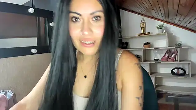 Snapshot of Tania_mature chatting on June 11, 2026, 12:32 am Tania mature online show from June 11, 2026, 12:32 am