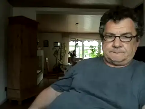 Nobbie444 online show from May 4, 2026, 12:52 pm