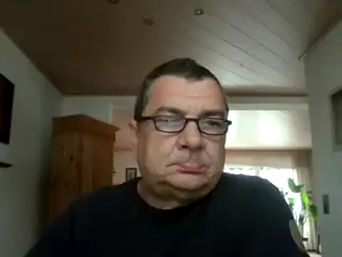 Nobbie444 online show from June 9, 2026, 7:42 am