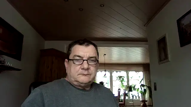 Nobbie444 online show from February 18, 2026, 12:01 pm