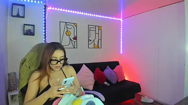 kay marie online show from February 10, 2025, 12:19 am