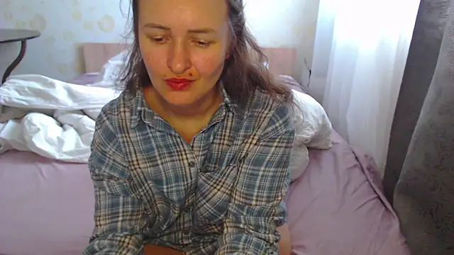 LoraPreston online show from October 19, 2025, 9:12 am