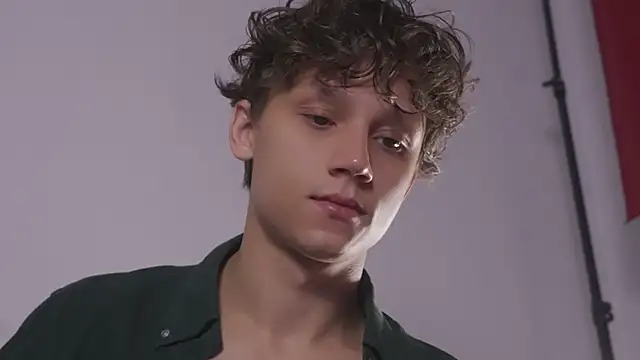 Nicky neal online show from September 17, 2025, 11:34 am