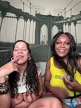 TilaTotti online show from February 22, 2025, 12:08 pm