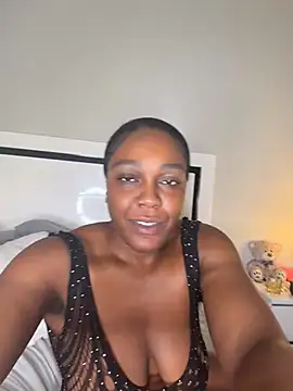 Snapshot of TilaTotti chatting on June 3, 2026, 2:56 am TilaTotti online show from June 3, 2026, 2:56 am