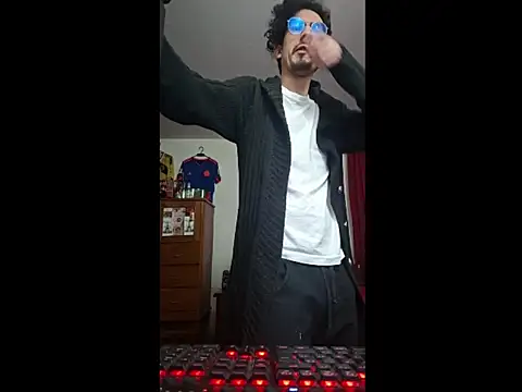 Snapshot of ALBEIROFOOTBALL1992 chatting on March 15, 2026, 5:03 am ALBEIROFOOTBALL1992 online show from March 15, 2026, 5:03 am