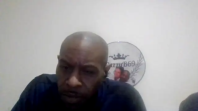 CuzzyB69 online show from February 4, 2026, 8:37 pm