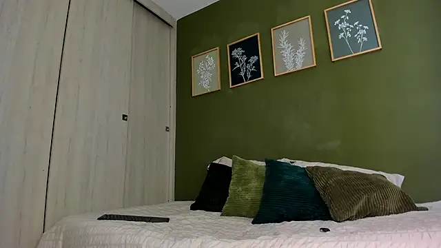 Snapshot of karlye_5 chatting on March 19, 2026, 7:25 pm karlye 5 online show from March 19, 2026, 7:25 pm