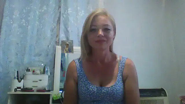 Snapshot of Lola_115 chatting on July 26, 2026, 3:52 pm Lola 115 online show from July 26, 2026, 3:52 pm