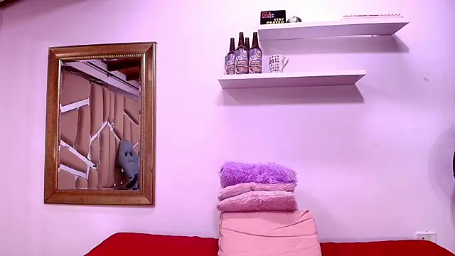 naia blessed online show from September 29, 2025, 7:19 pm