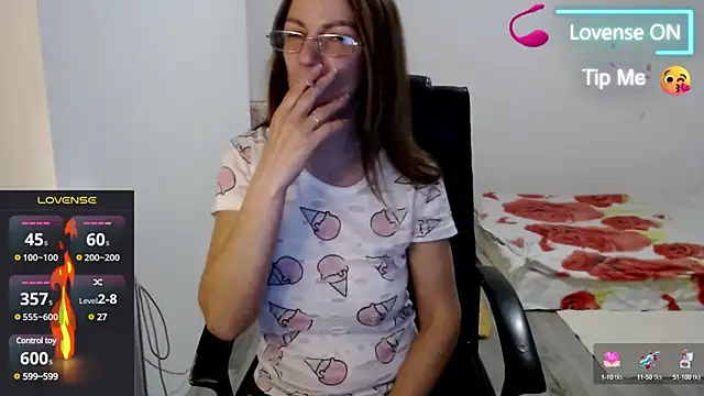 Snapshot of Masha-Mashenka1 chatting on March 22, 2025, 1:00 am Masha-Mashenka1 online show from March 22, 2025, 1:00 am