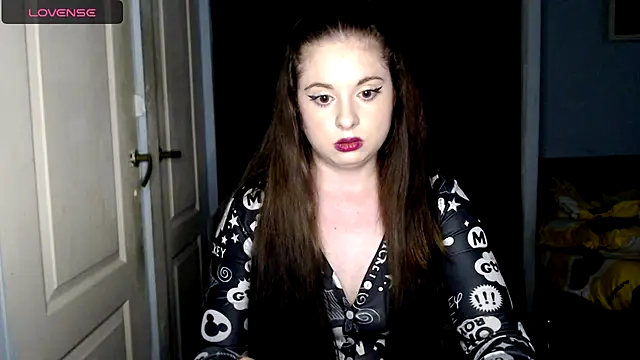 ryhhnnagold99 online show from June 13, 2026, 5:11 pm