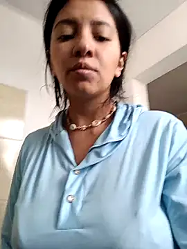 Snapshot of _AmyPresley_ chatting on August 4, 2026, 1:37 pm AmyPresley online show from August 4, 2026, 1:37 pm