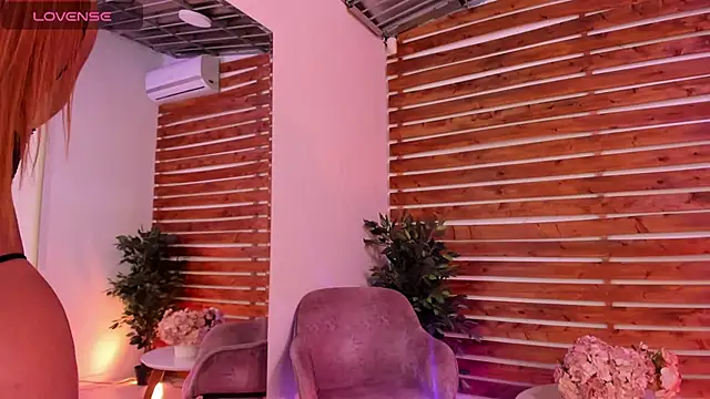  MeganRain online show from September 11, 2025, 8:47 am