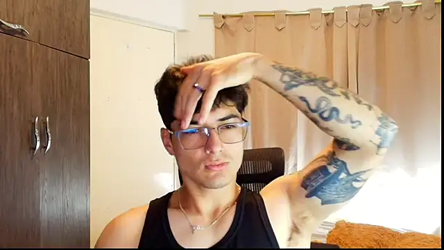 Snapshot of jimmy_class chatting on March 11, 2026, 12:43 pm jimmy class online show from March 11, 2026, 12:43 pm