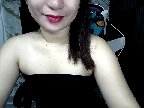 Snapshot of Mia_2022 chatting on February 24, 2026, 6:03 am Mia 2022 online show from February 24, 2026, 6:03 am